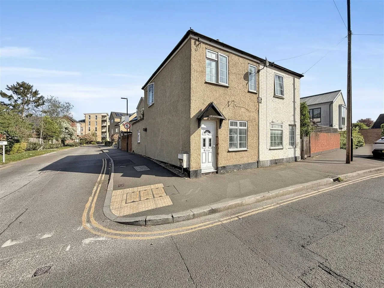 2 bed house for sale — New Heston Road, Hounslow