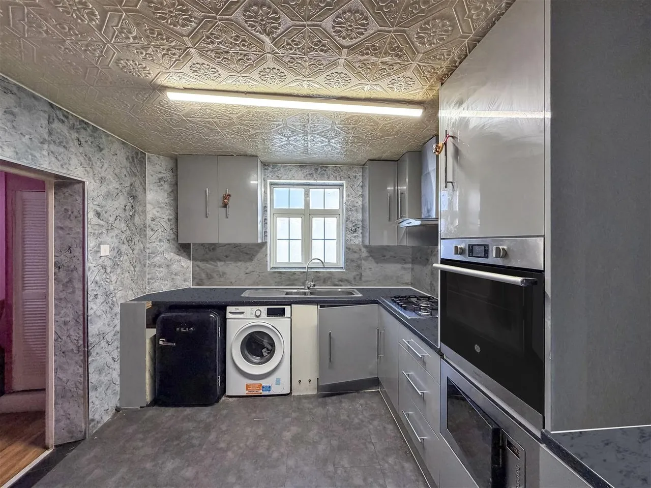 New Heston Road, Hounslow, photo 3