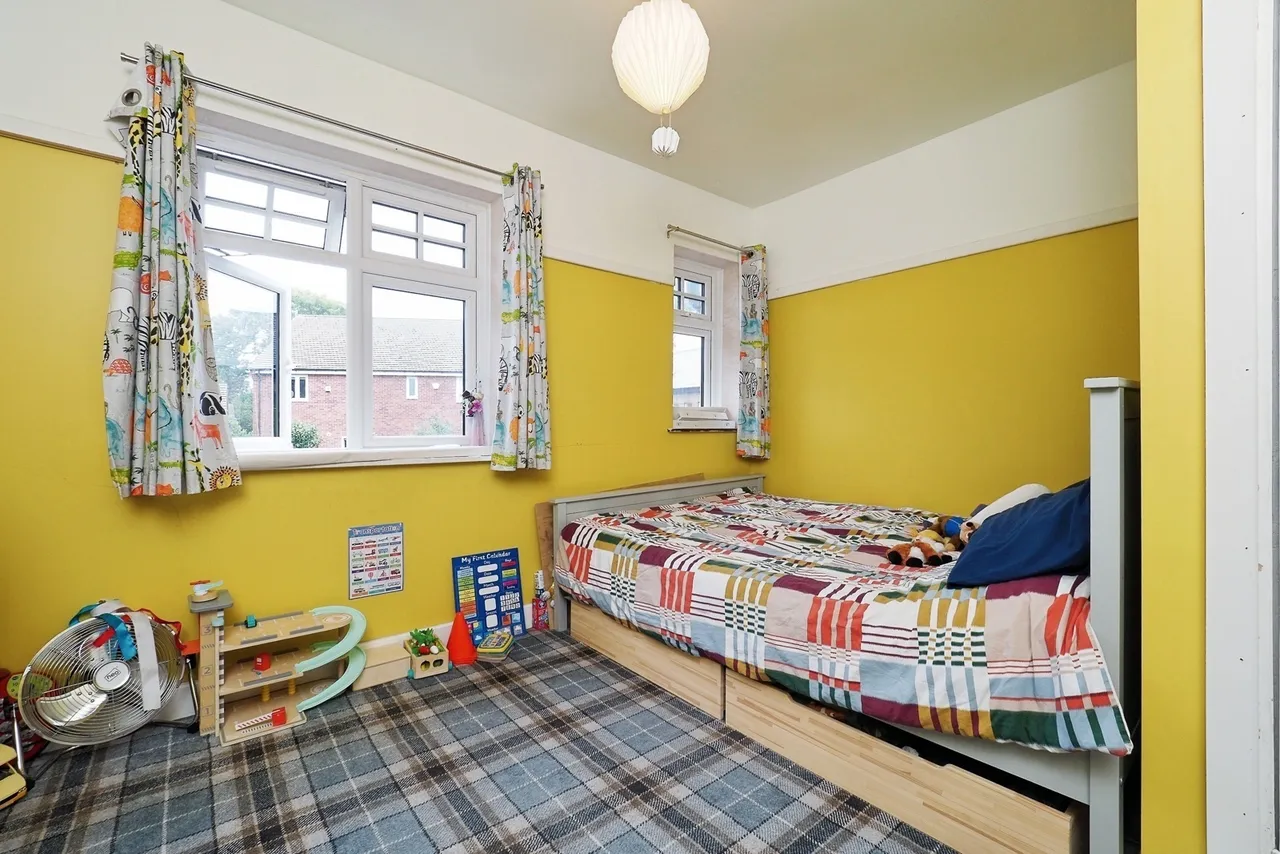 Glenwood Avenue, Wollaton, NG8, photo 13