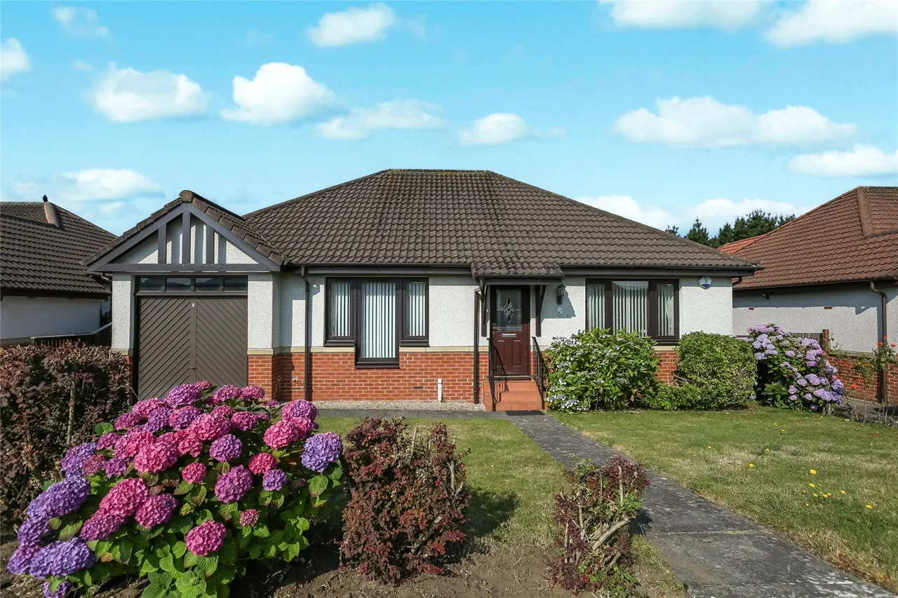 3 bed house for sale — Milton Crescent, TROON, Ayrshire, KA10