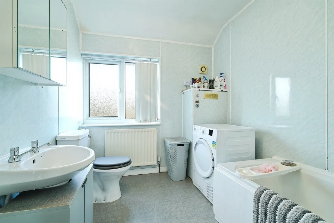 Circular Road, Birmingham, B27, photo 7