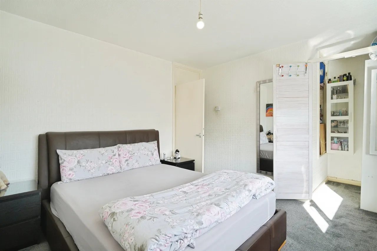 2 bed house for sale, Circular Road, Birmingham, B27