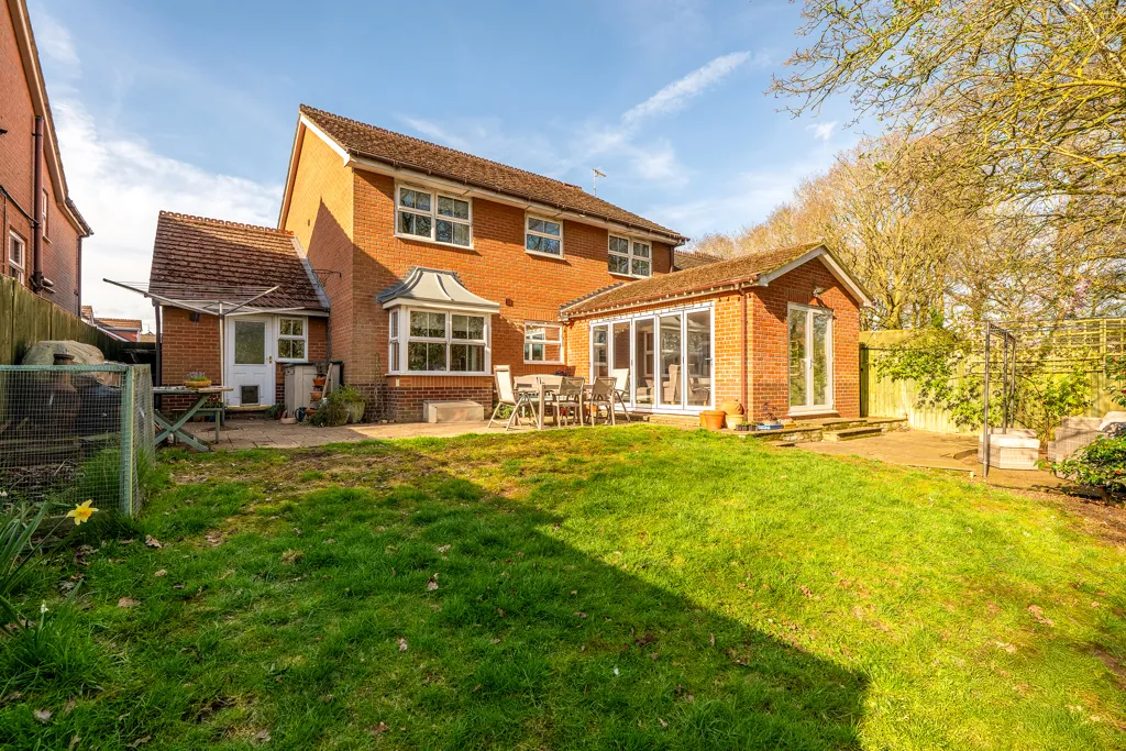Beechcroft Close, South Hykeham, LN6, photo 18