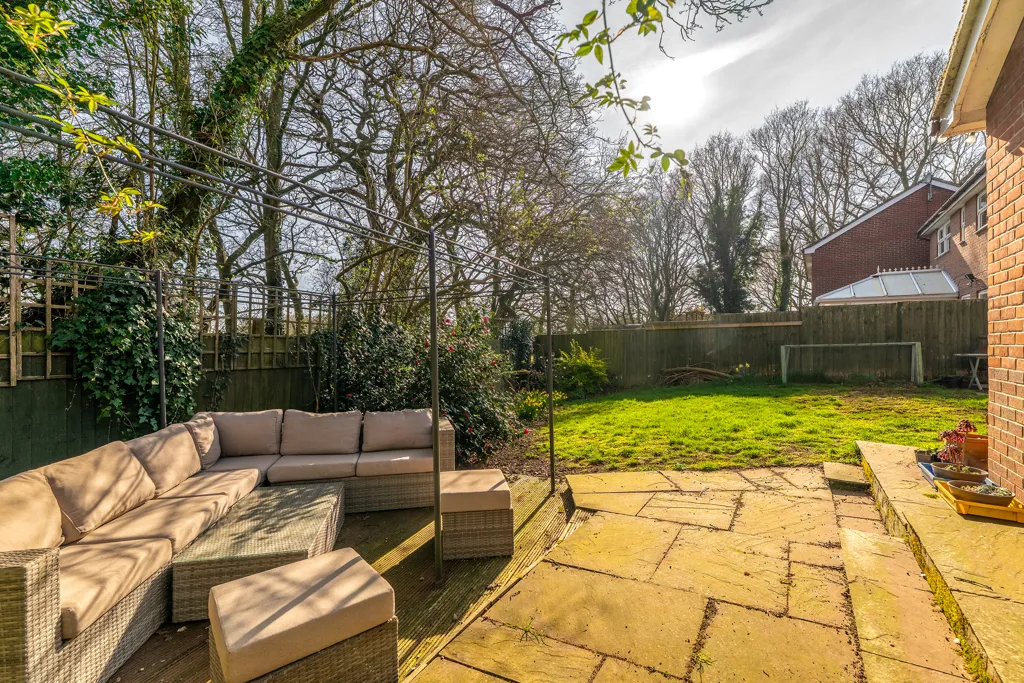 Beechcroft Close, South Hykeham, LN6, photo 20