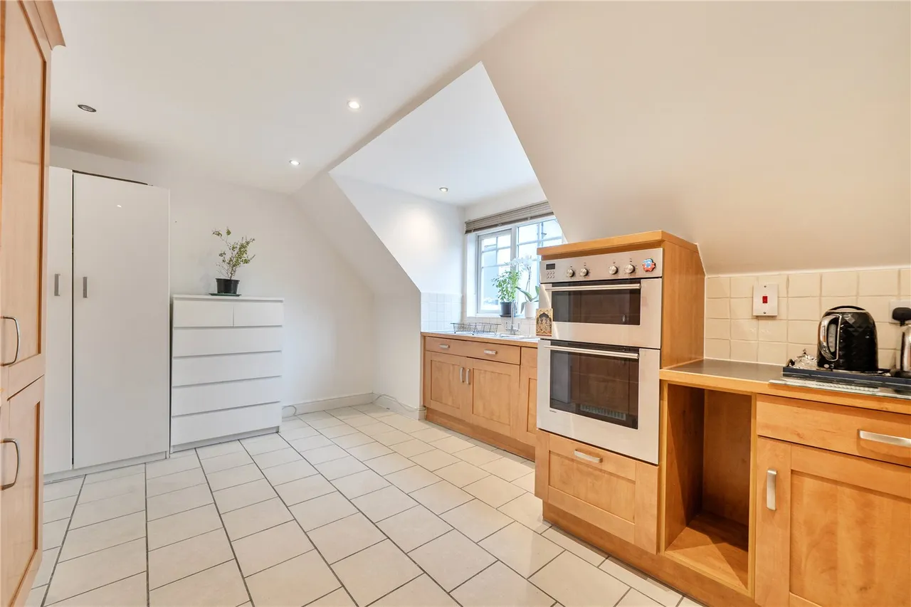 Marsh Road, Pinner, HA5, photo 18