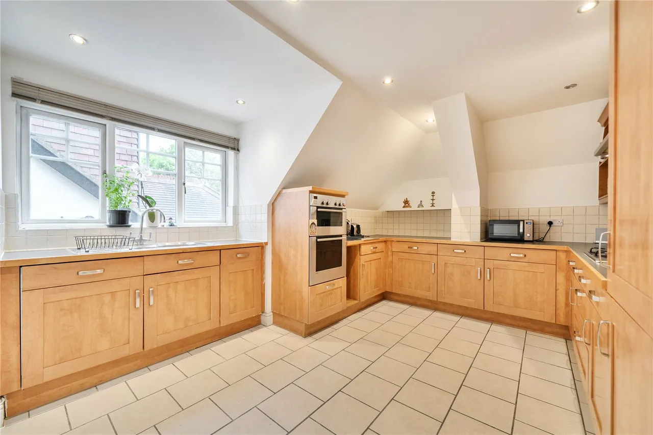 Marsh Road, Pinner, HA5, photo 3