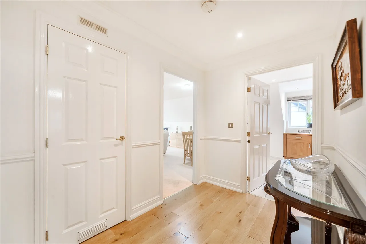 Marsh Road, Pinner, HA5, photo 7