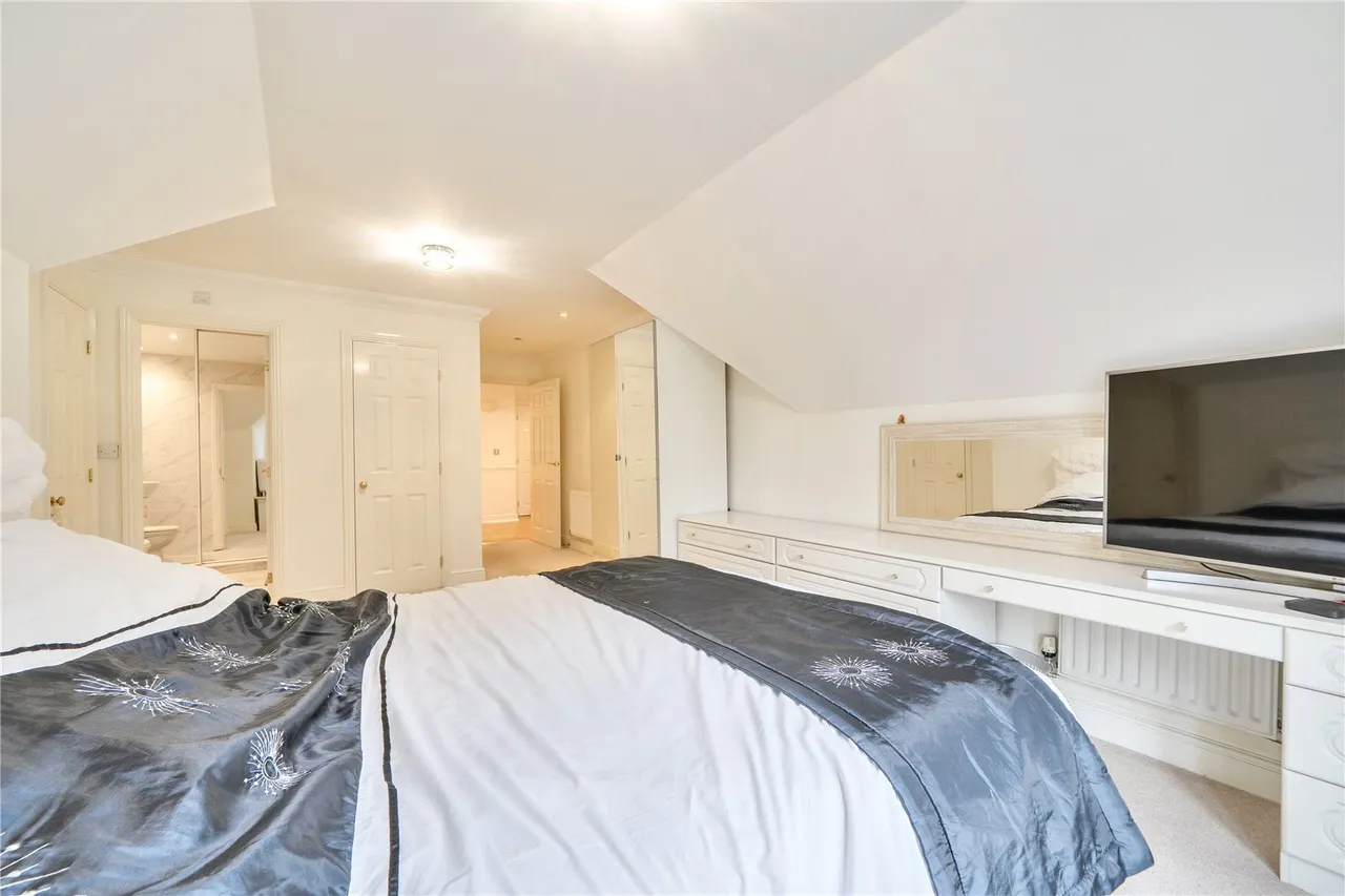 Marsh Road, Pinner, HA5, photo 20