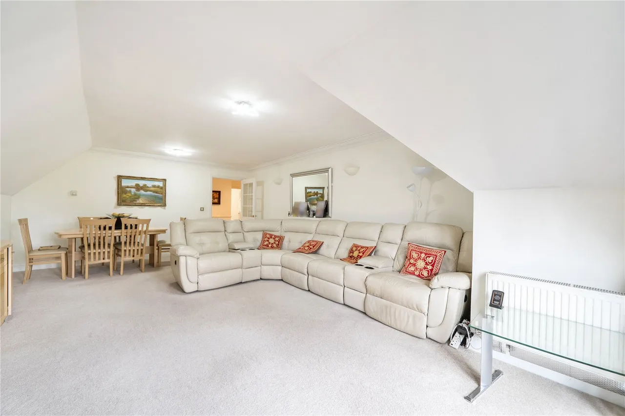 Marsh Road, Pinner, HA5, photo 11