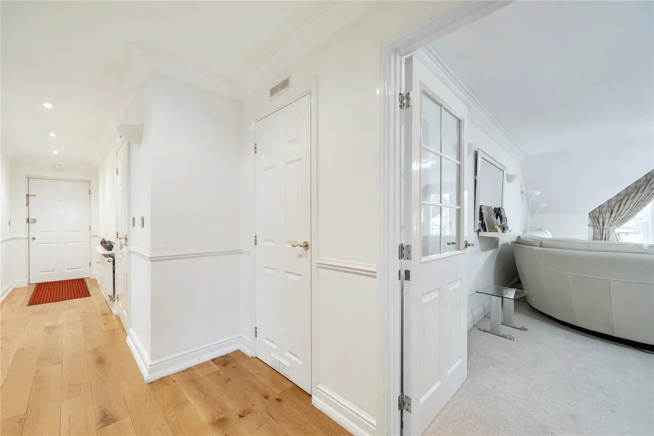 Marsh Road, Pinner, HA5, photo 16