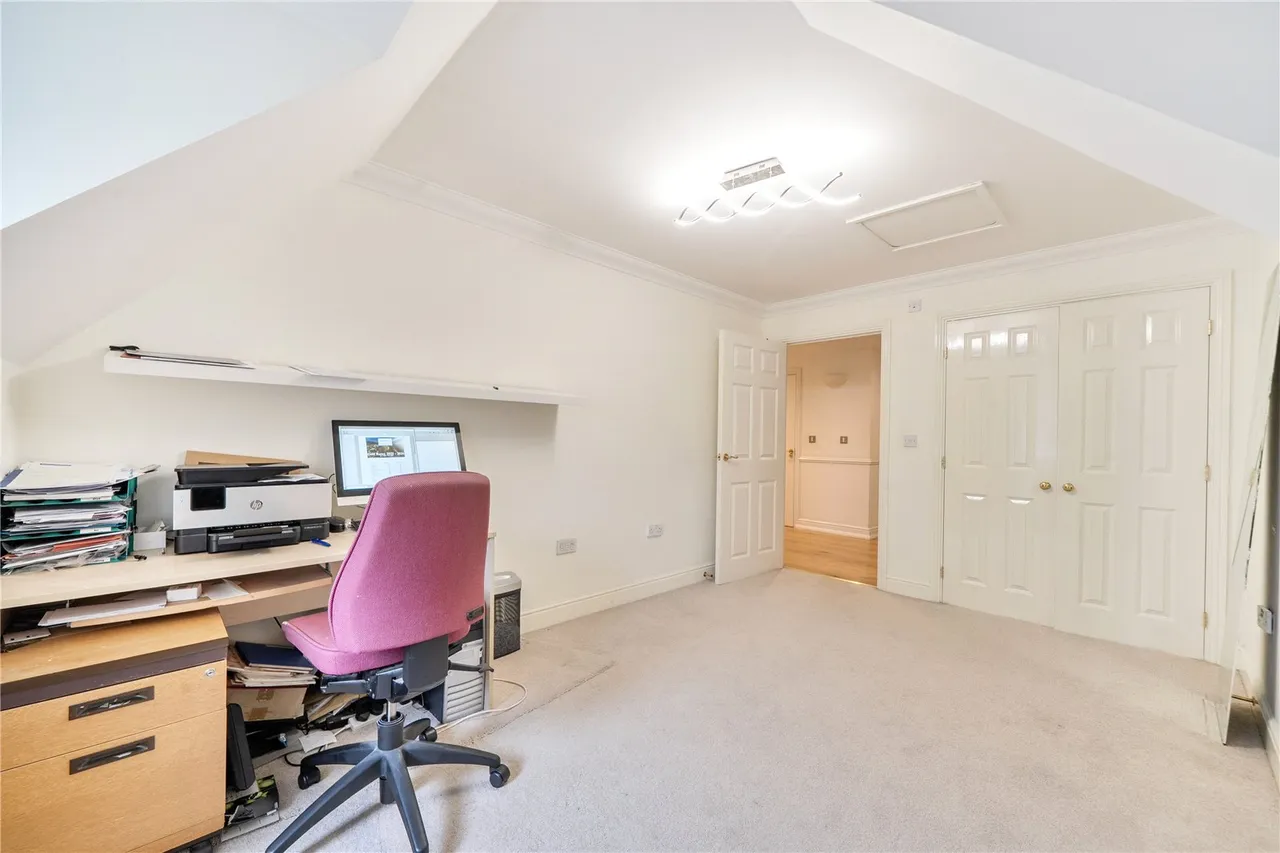 Marsh Road, Pinner, HA5, photo 6