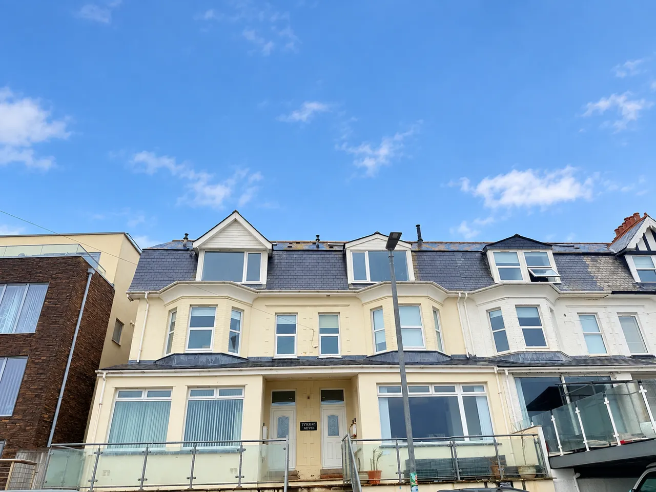 3 bed flat to rent, Fistral, TR7
