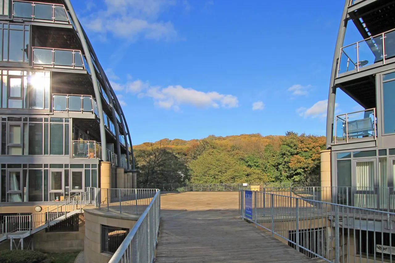 Salts Mill Road, West Yorkshire, Shipley, BD17, photo 5