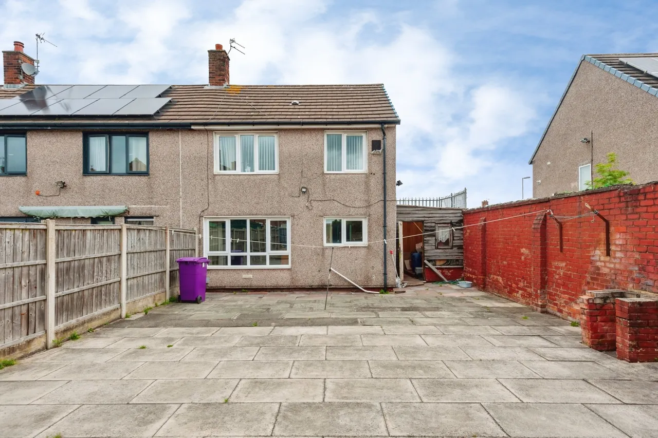 2 bed property for sale, Totnes Road, Liverpool, L11