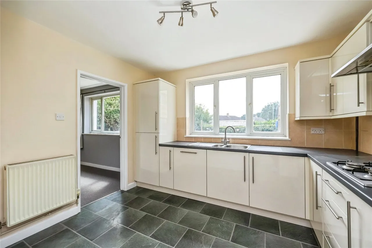 Brandish Crescent, Clifton, Nottingham, NG11, photo 7