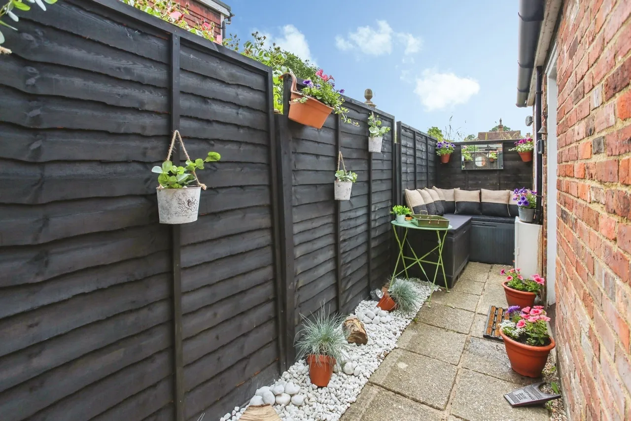High Street, Cranbrook, TN17, photo 11