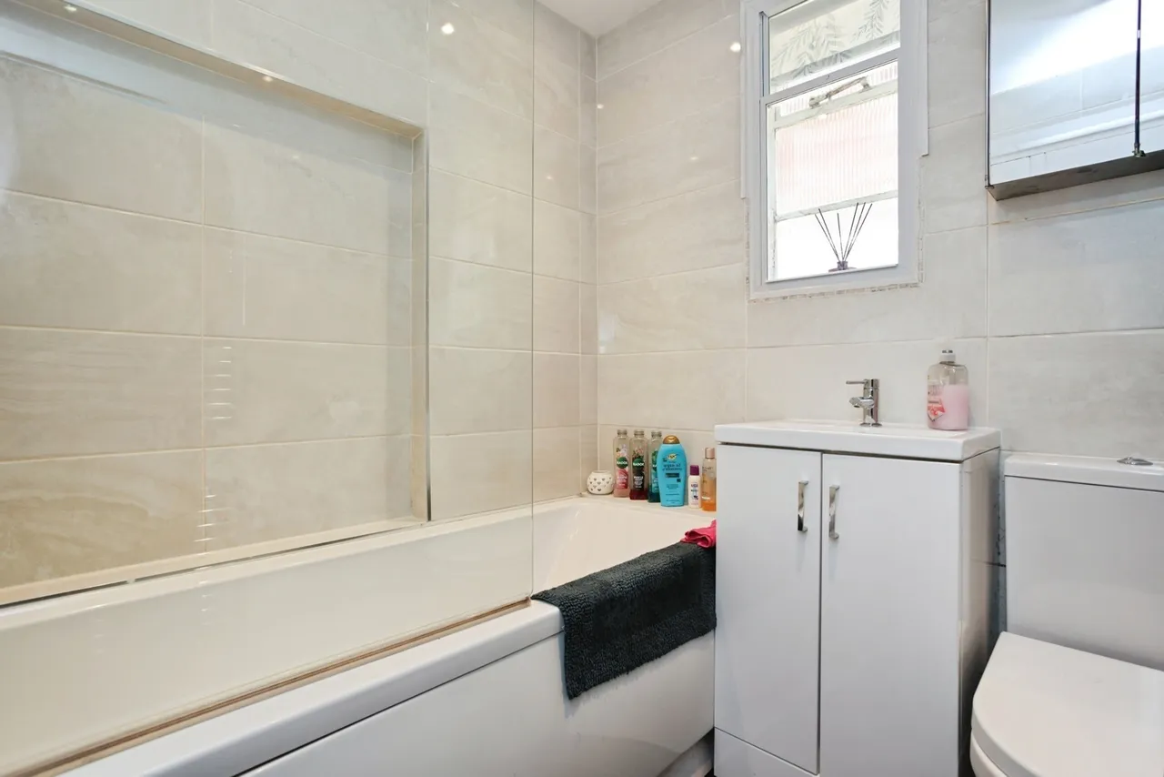 High Street, Cranbrook, TN17, photo 10