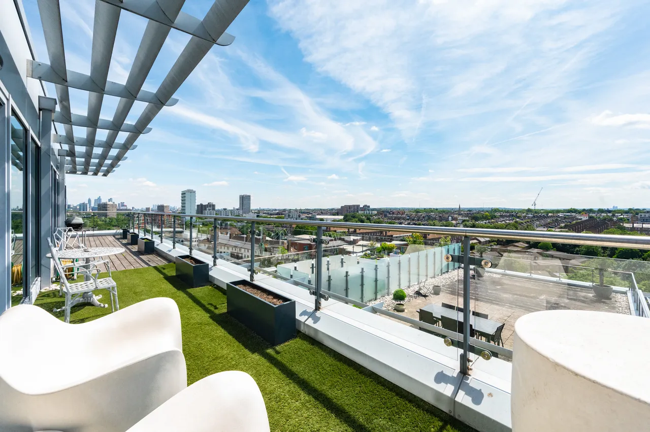 78 Flotilla House, Battersea Reach, Juniper Drive, London, photo 9