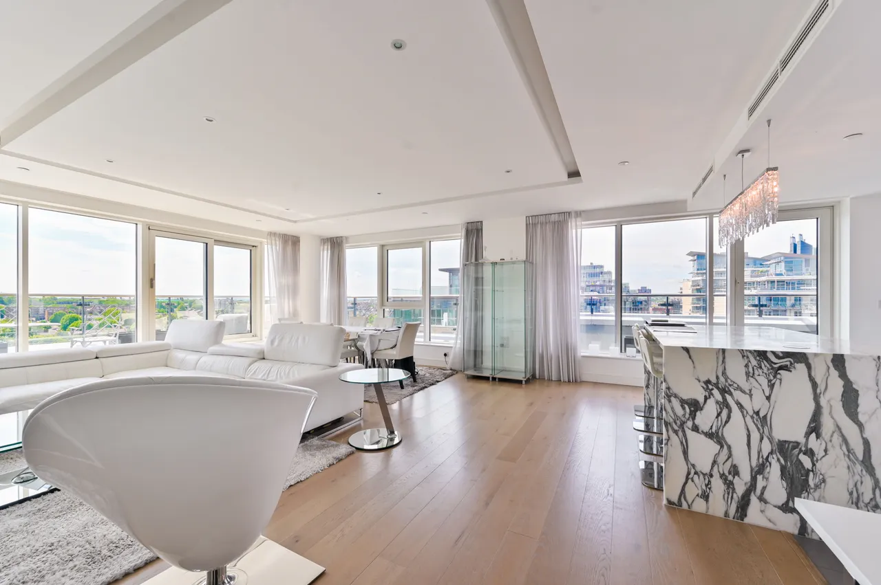3 bed flat for sale — 78 Flotilla House, Battersea Reach, Juniper Drive, London