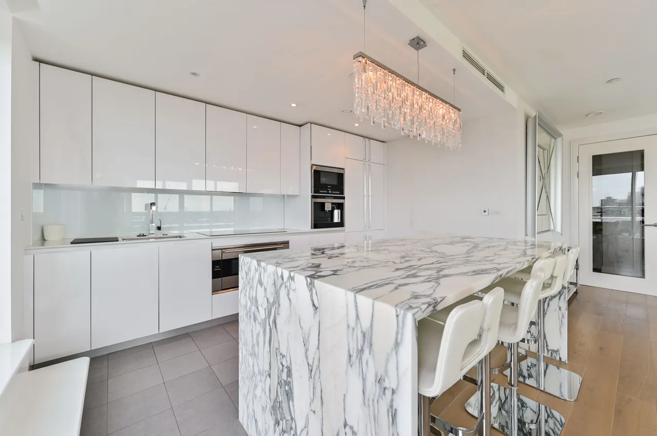 78 Flotilla House, Battersea Reach, Juniper Drive, London, photo 3