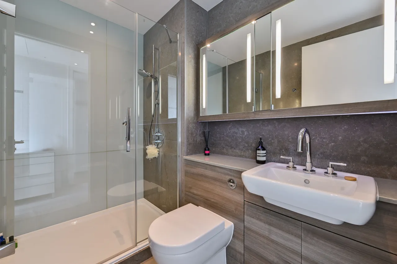 78 Flotilla House, Battersea Reach, Juniper Drive, London, photo 12