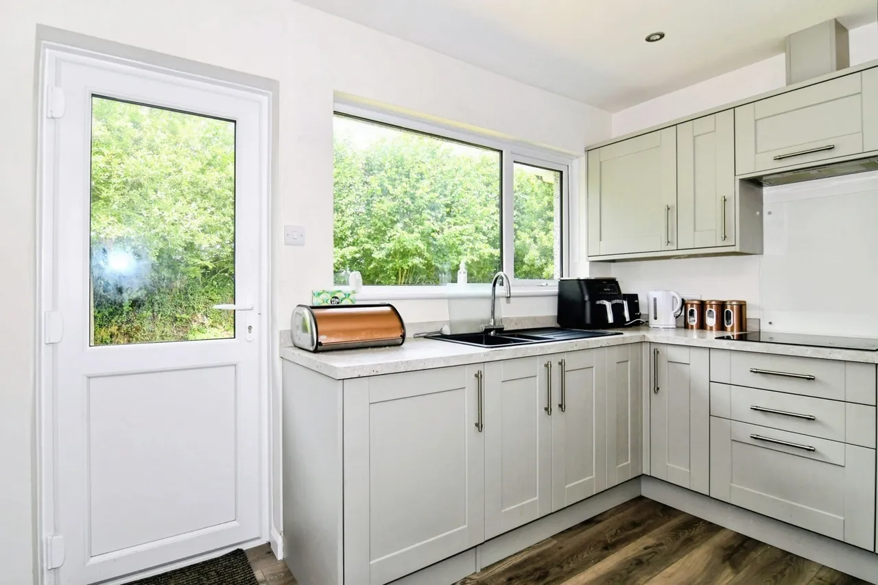 Caradon Close, Pensilva, PL14, photo 15