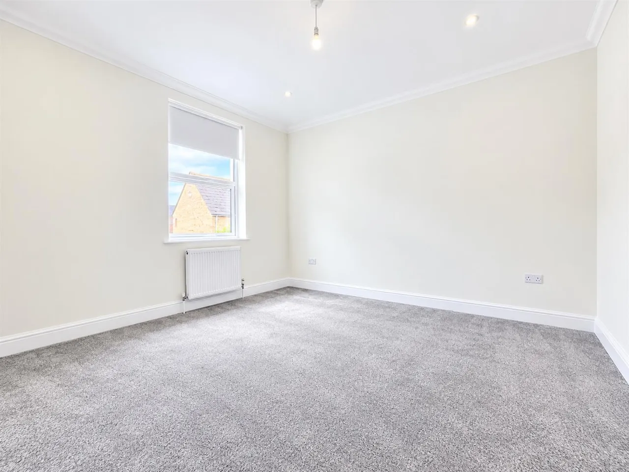 Green Lanes, Palmers Green, N13, photo 6