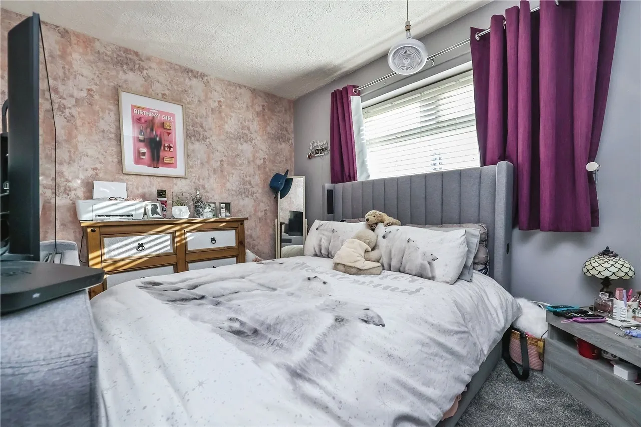 Foxearth Avenue, Clifton, Nottingham, NG11, photo 12