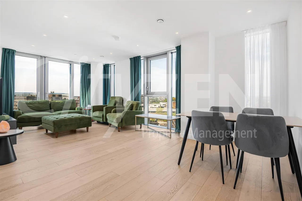 2 bed property to rent — The Clarendon, 37 Clarendon Road, Watford, WD17 1DJ