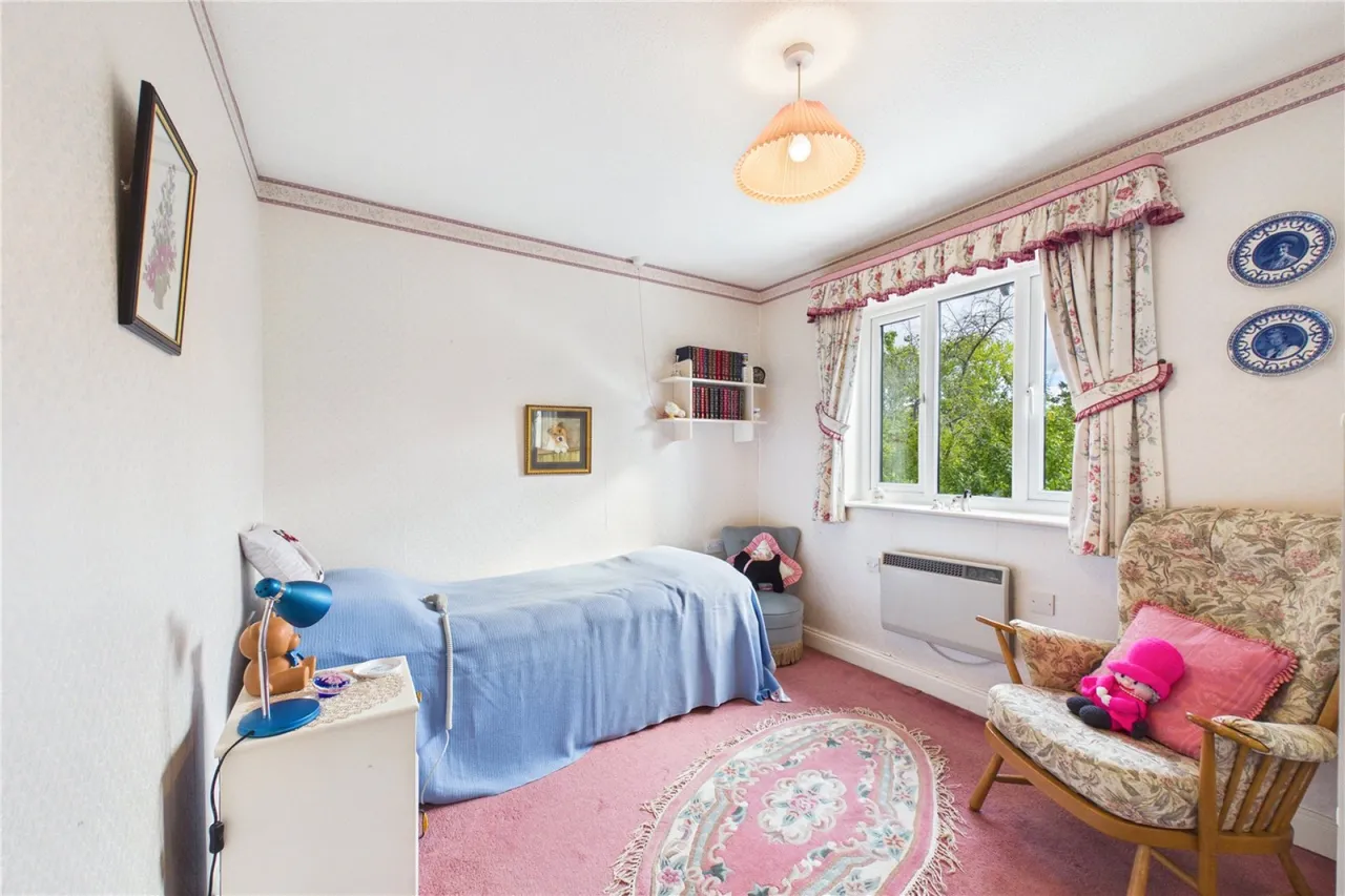 Bath Road, Woolhampton, RG7, photo 6