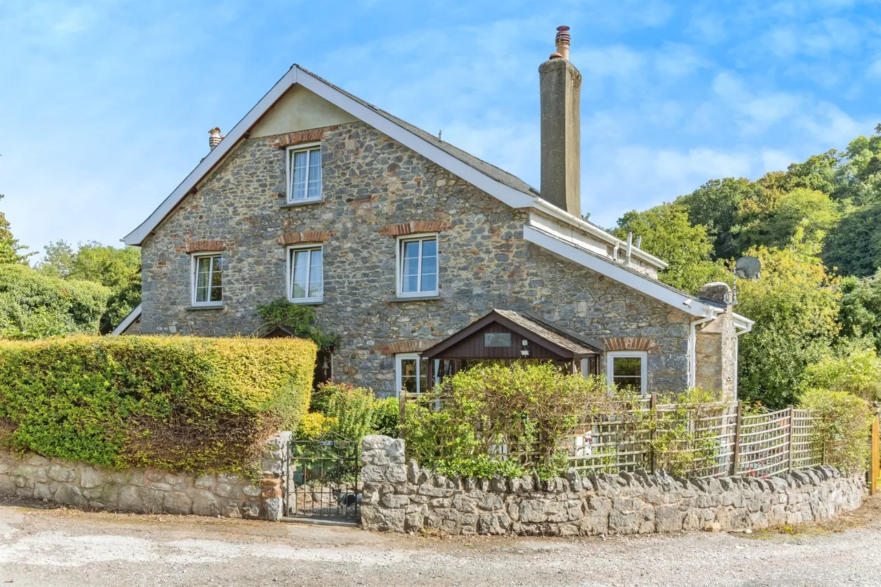 3 bed house for sale, Rock Road, Chudleigh, TQ13