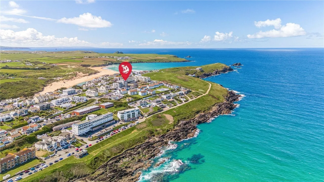 Pentire Avenue, Newquay, TR7, photo 2