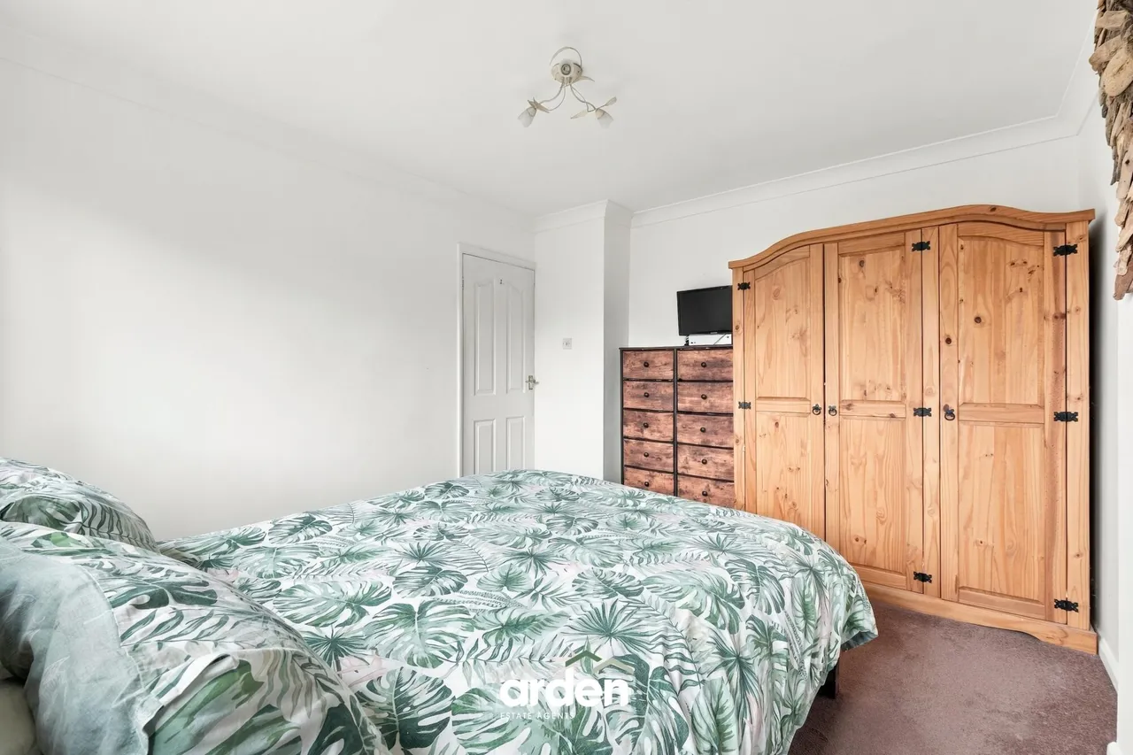 Church Road, Webheath, B97, photo 9