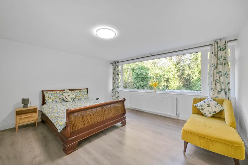 Cranford Close, London, SW20, photo 6