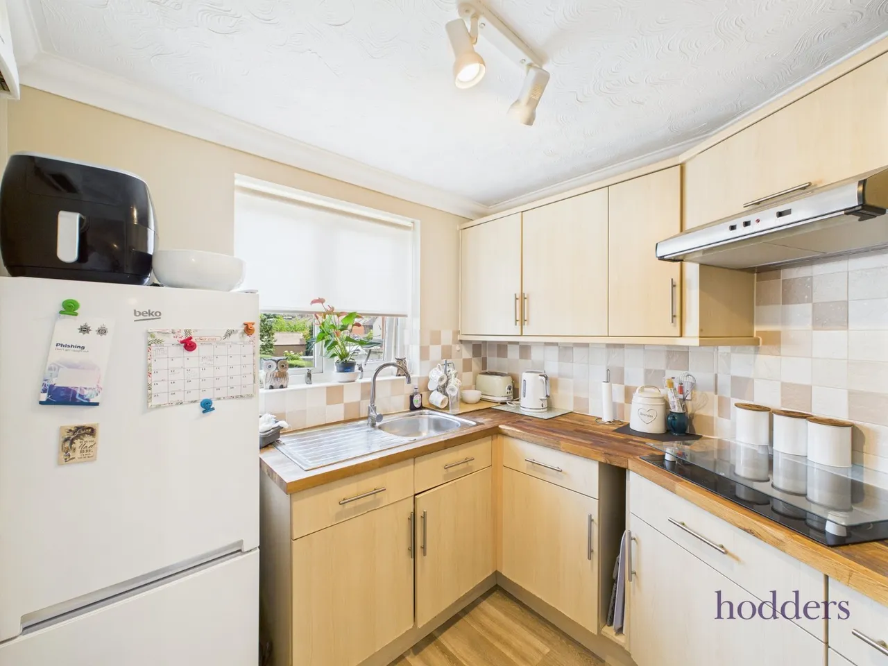 Station Road, Addlestone, KT15, photo 3
