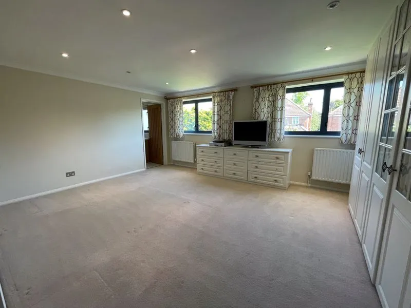 Cressington Place Bourne End, Bucks SL8 5SN, photo 9