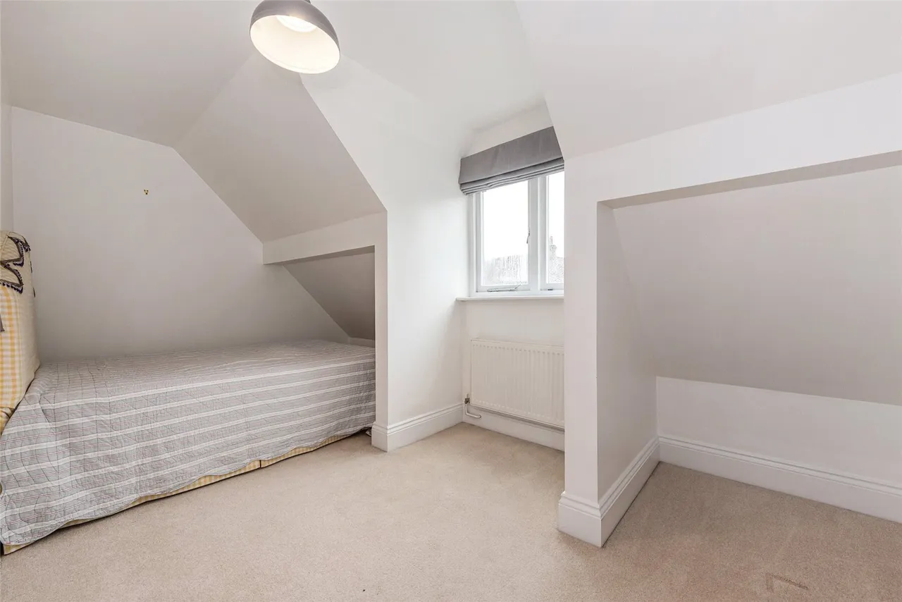Downs Road, West Stoke, PO18, photo 9