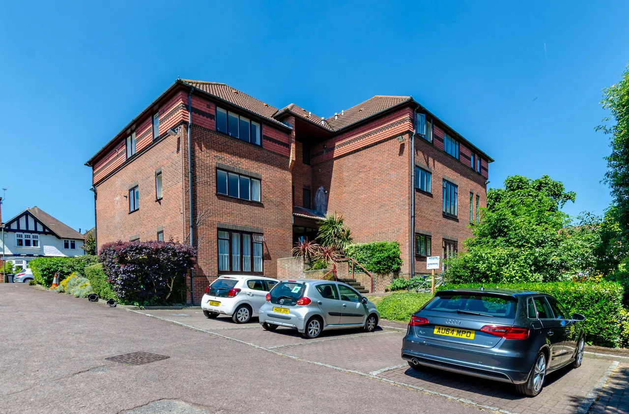 Guildford, GU2, photo 6