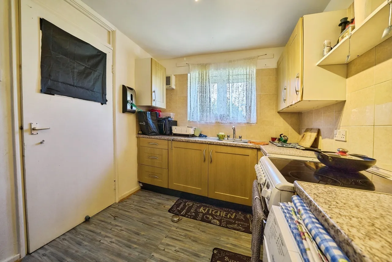 Ashton Road, London, E15, photo 7