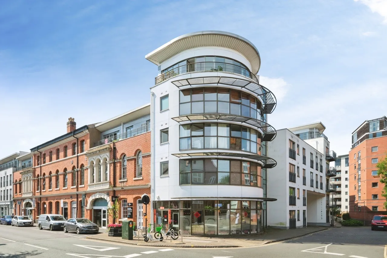 2 bed flat for sale, Sheepcote Street, Birmingham, B16