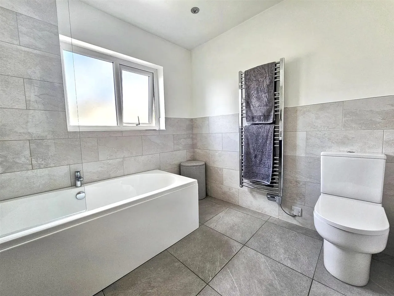 Longbottom Avenue, Silsden, Keighley, BD20 0HS, photo 17