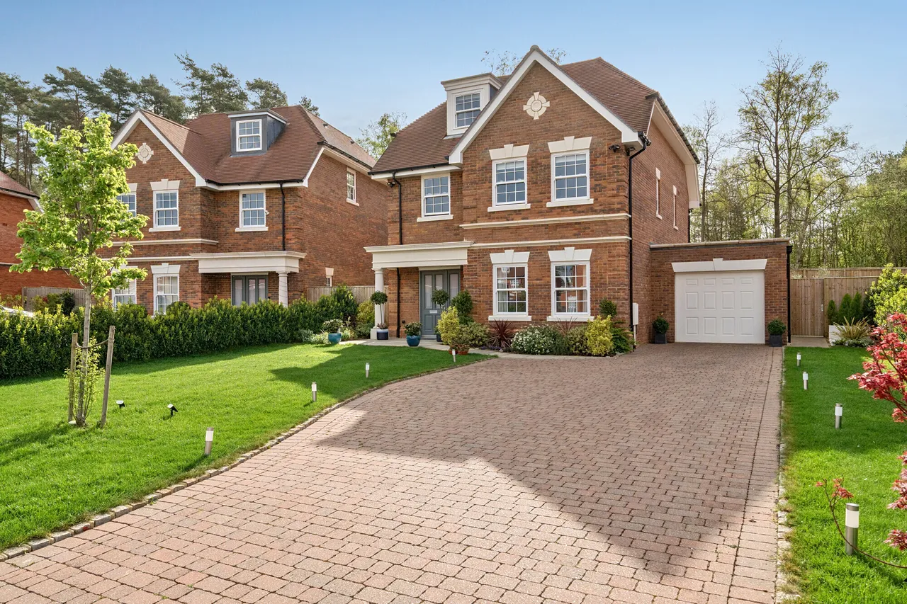 6 bed house for sale — Kingswood, Ascot, SL5