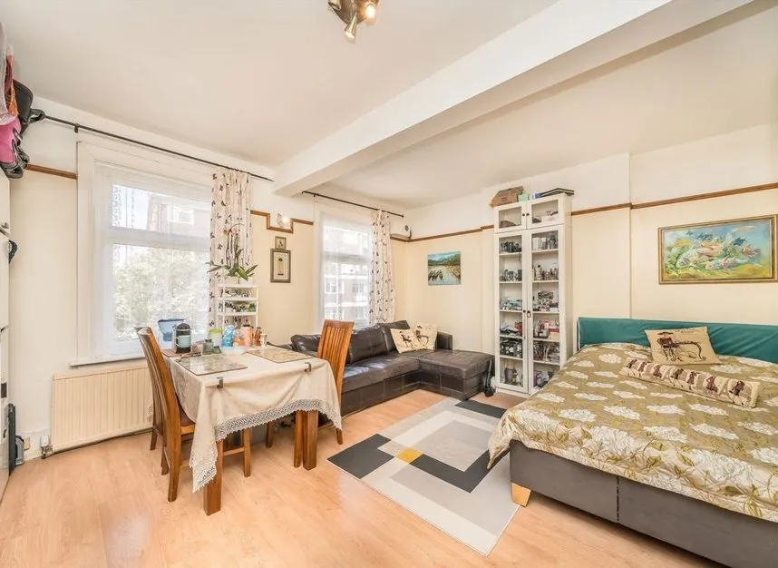 King Charles Road, Surbiton, KT5, photo 2