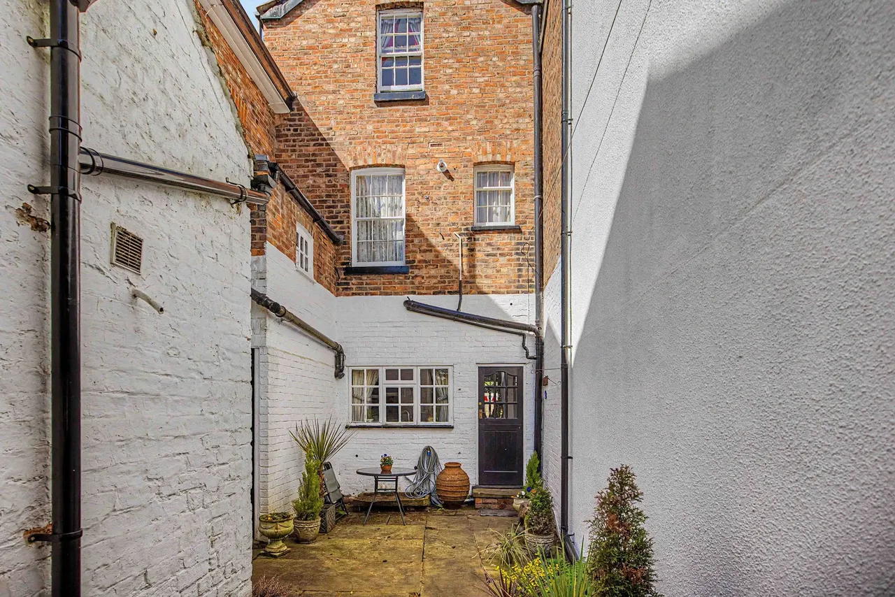 Bowdon, Altrincham, photo 12