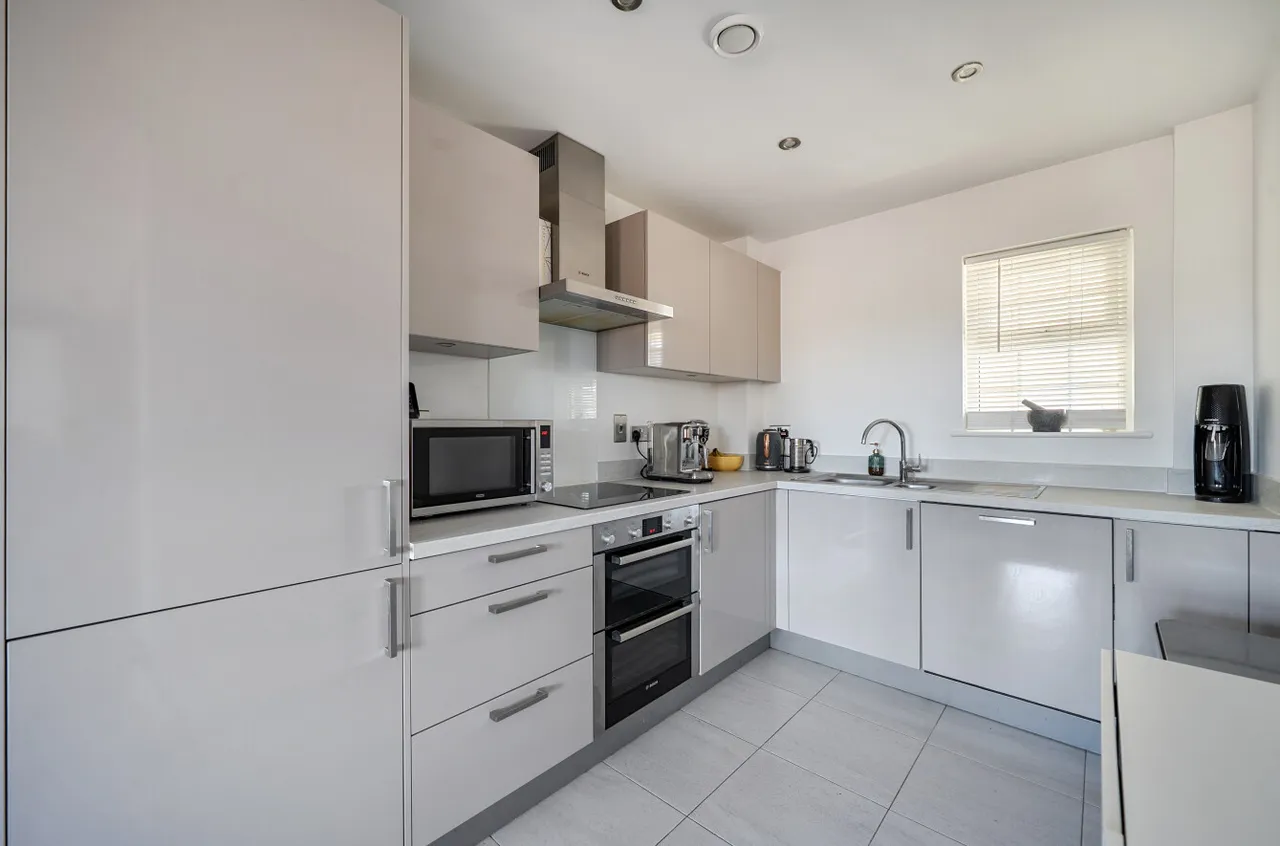 Saxons Court, Wokingham, Berkshire, RG40 1XH, photo 4