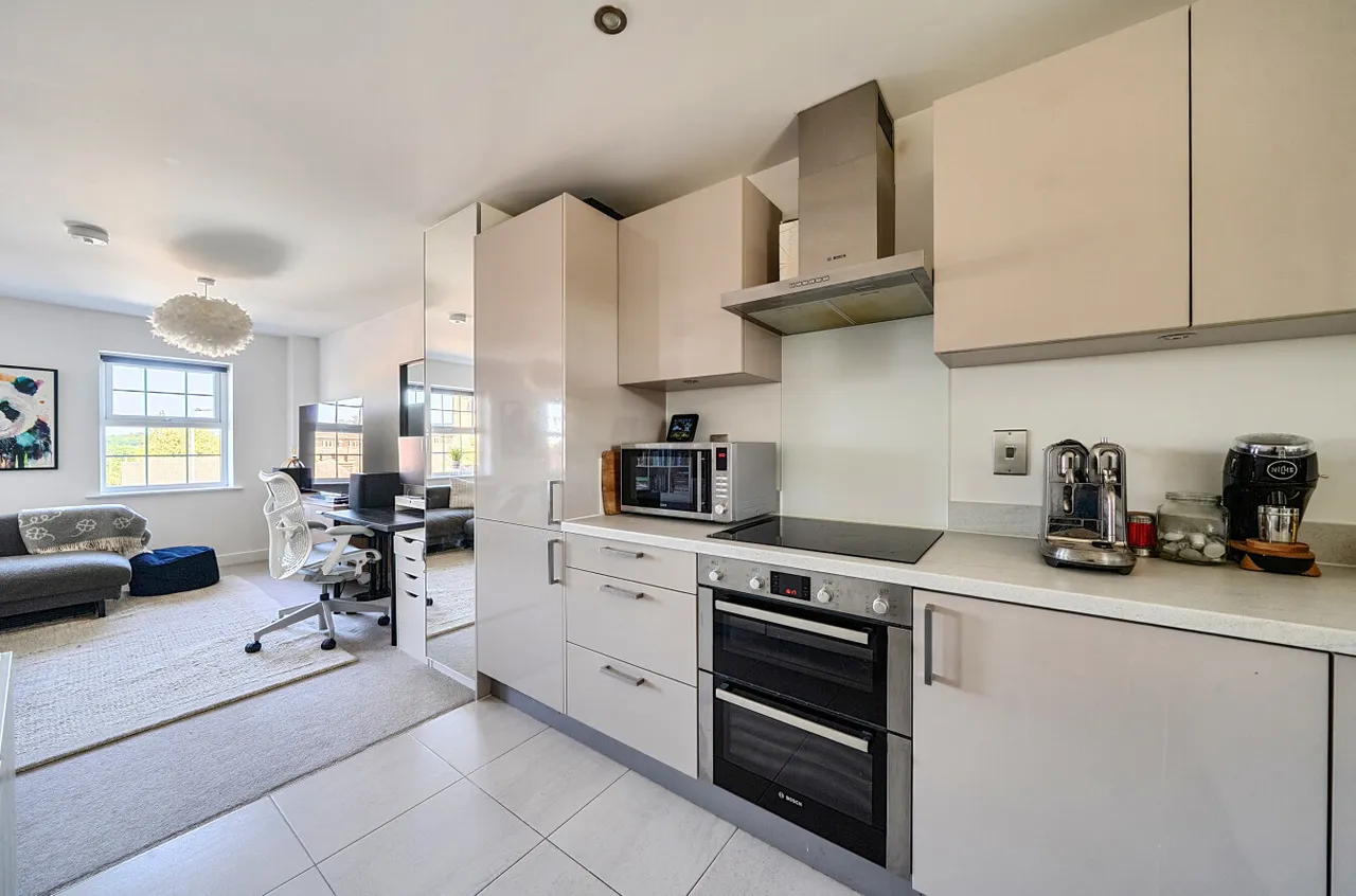 Saxons Court, Wokingham, Berkshire, RG40 1XH, photo 11