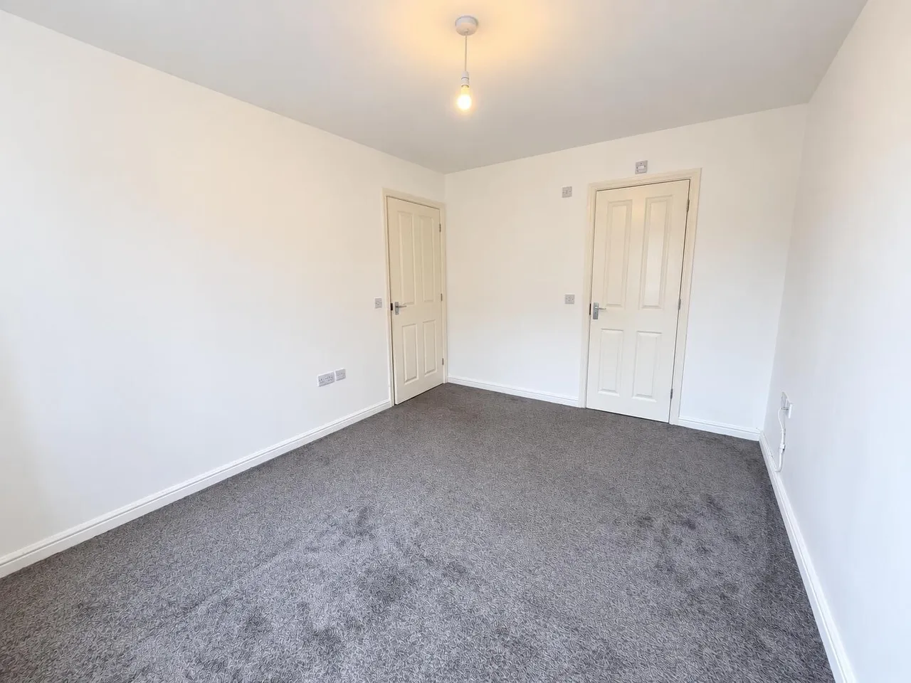 Panama Court, Newport, NP10, photo 5