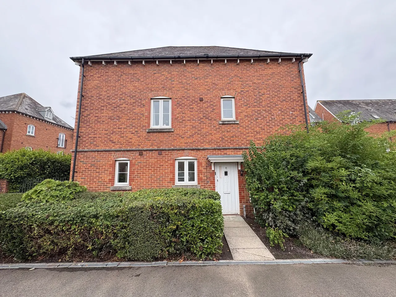 2 bed flat to rent, Panama Court, Newport, NP10