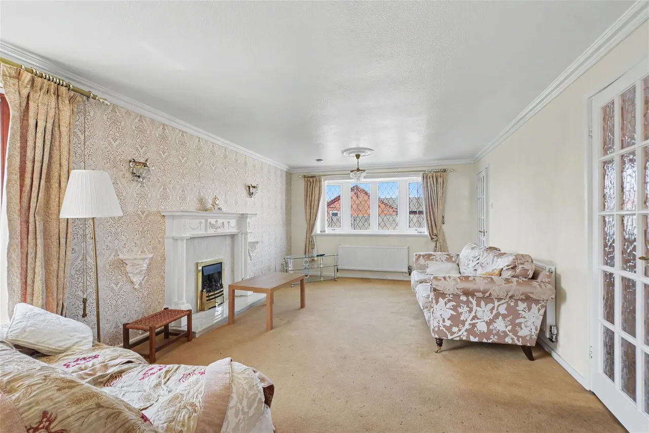 Henley Gardens, Stapleford, NG9, photo 2