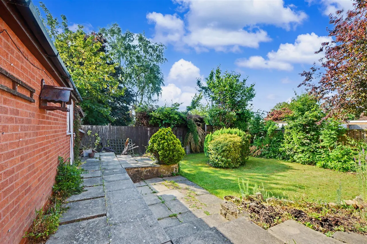 Henley Gardens, Stapleford, NG9, photo 4